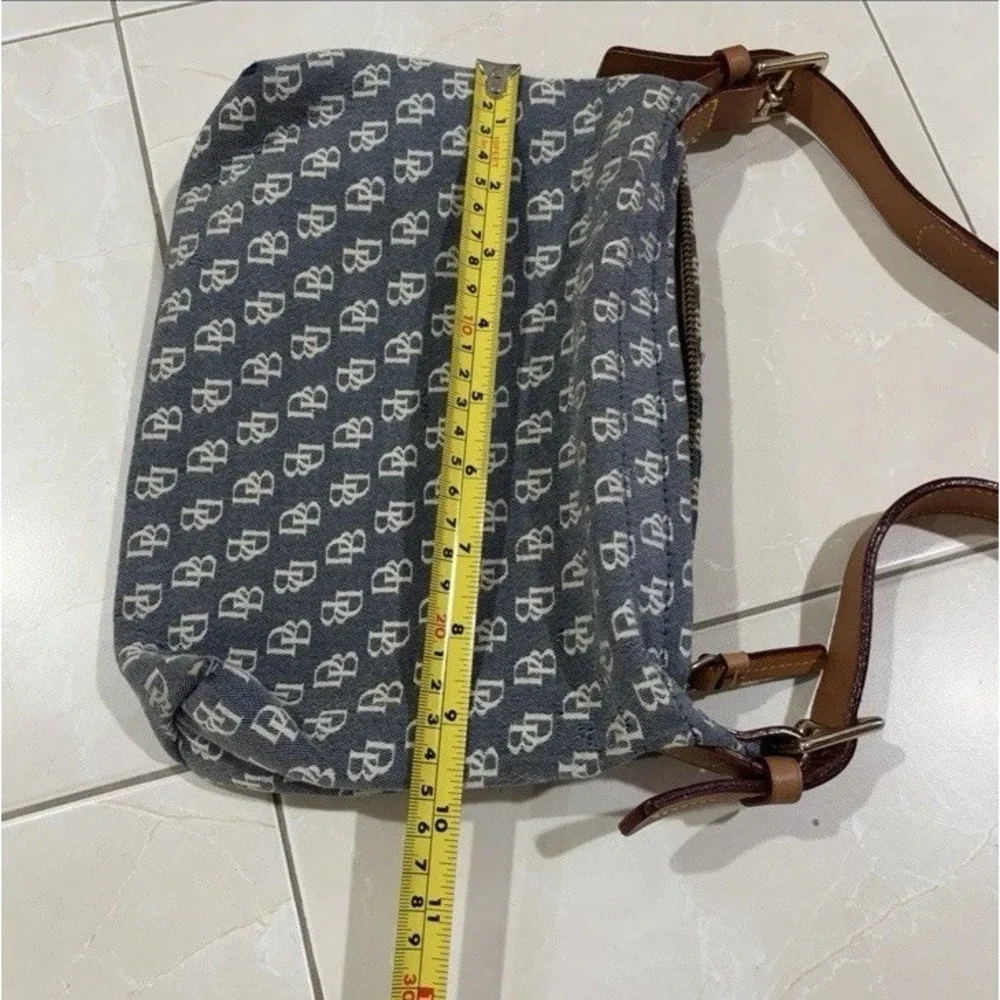 Dooney & Bourke vintage dooney
